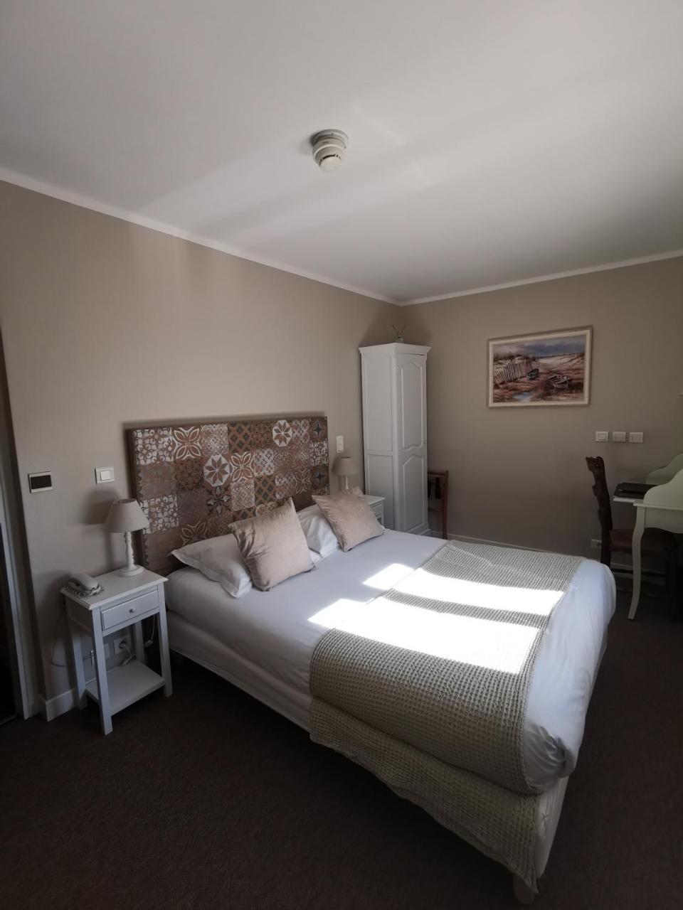 Hotel Du Parc 2*