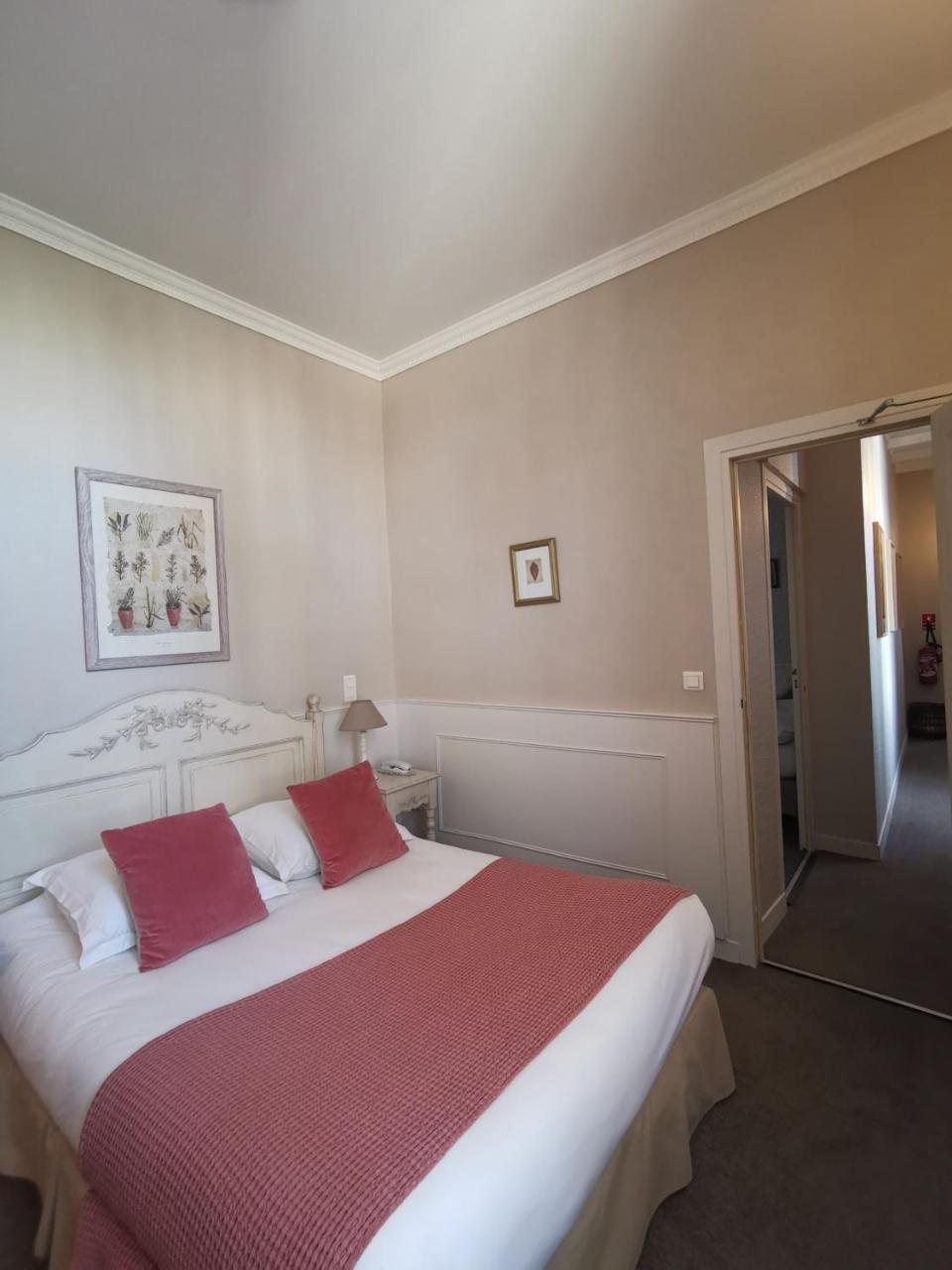 Du Parc 2* Montpellier