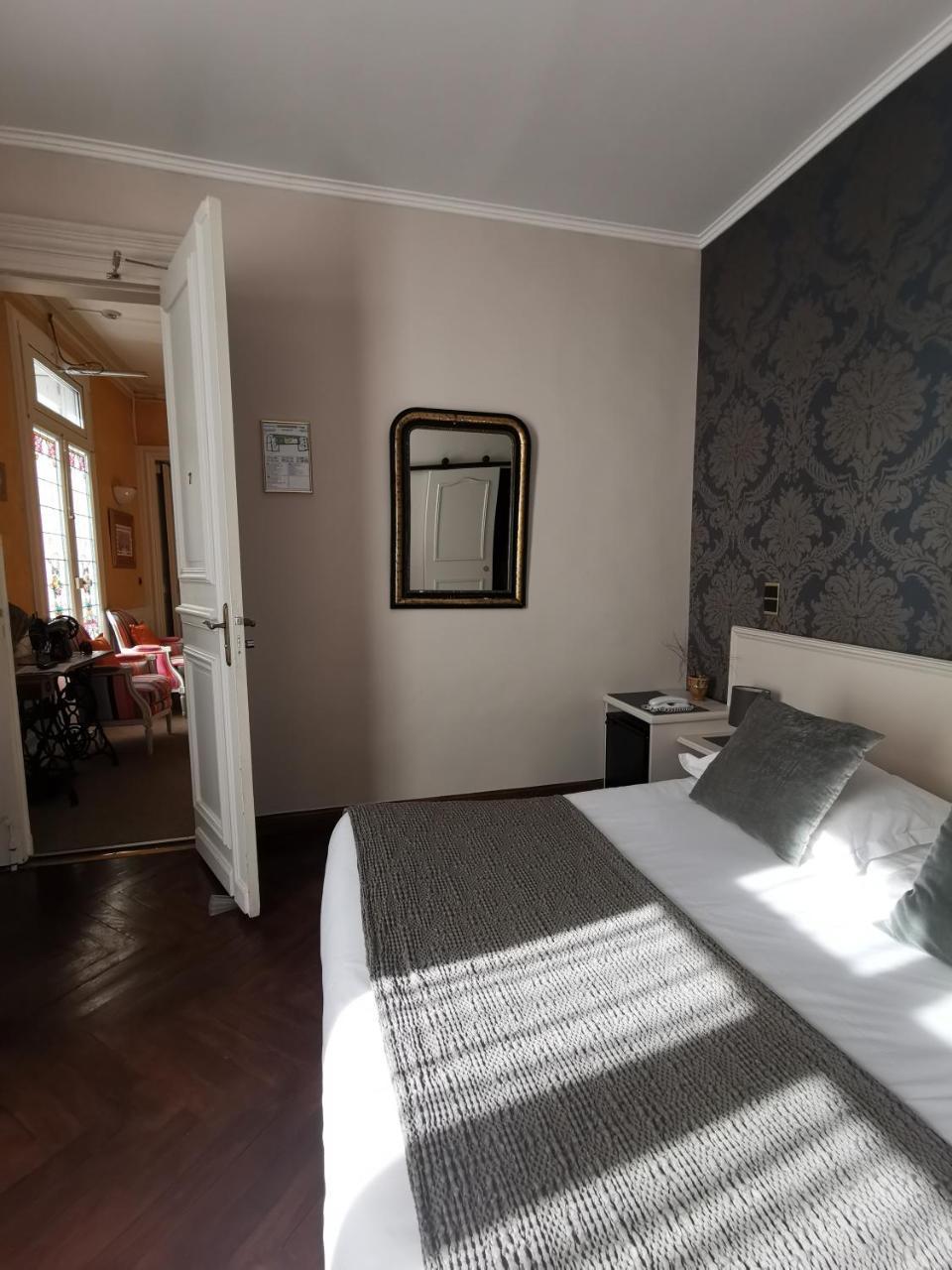 Du Parc 2* Montpellier